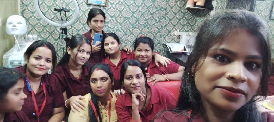 WhatsApp Image 2024-12-03 at 08.17.29 (1)