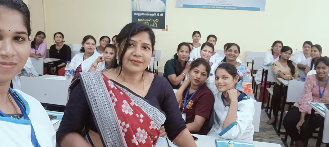 WhatsApp Image 2024-12-03 at 08.17.33