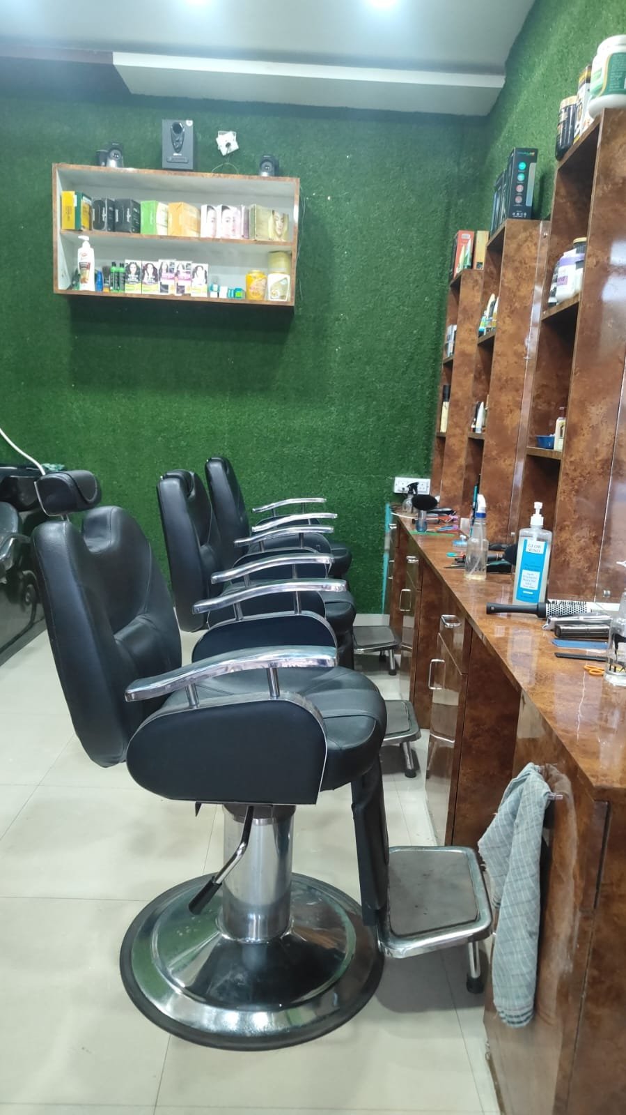 WhatsApp Image 2025-04-05 at 17.38.27